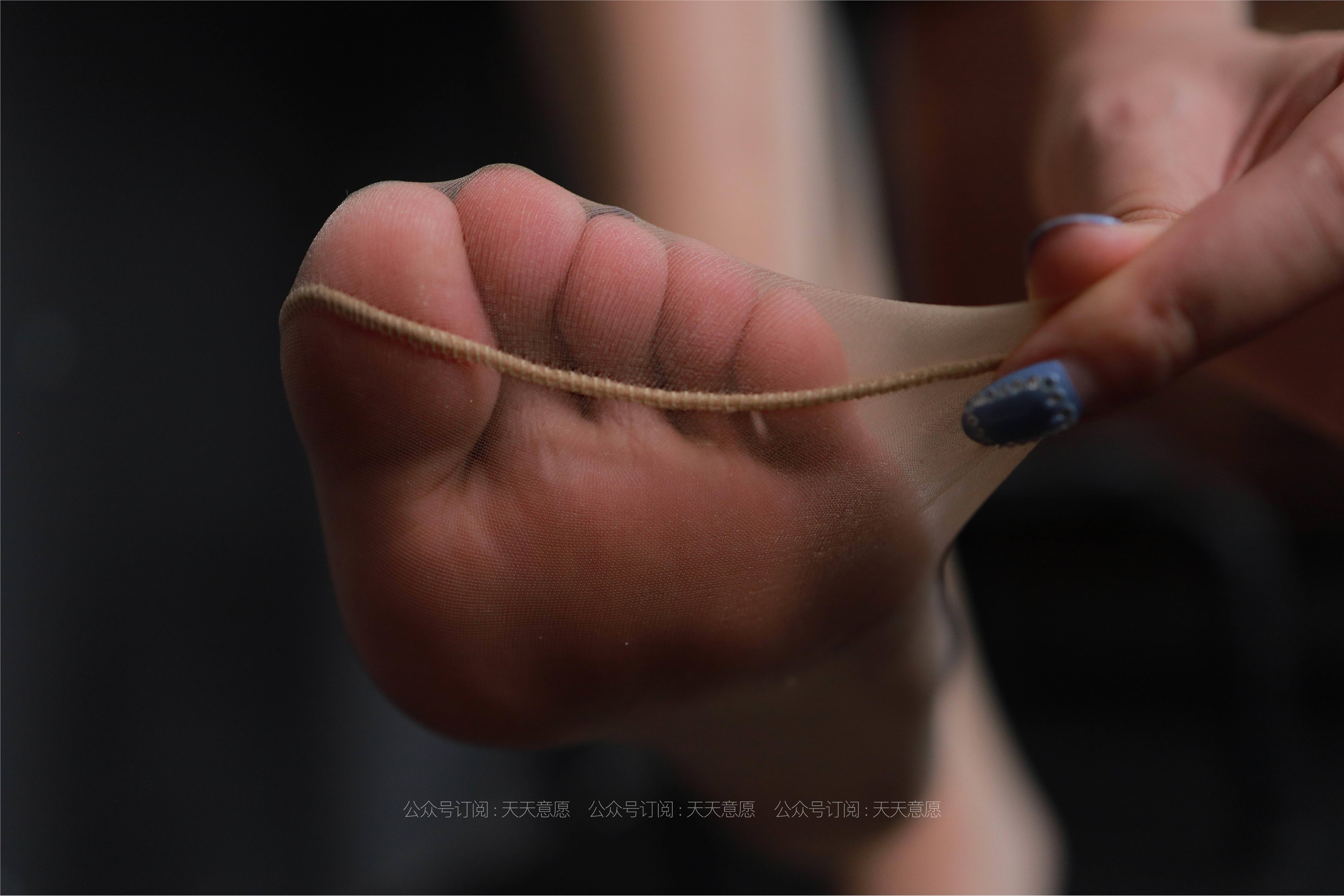 IESS异思趣向  2021.06.07 丝享家825：西瓜《能干的长腿秘书》